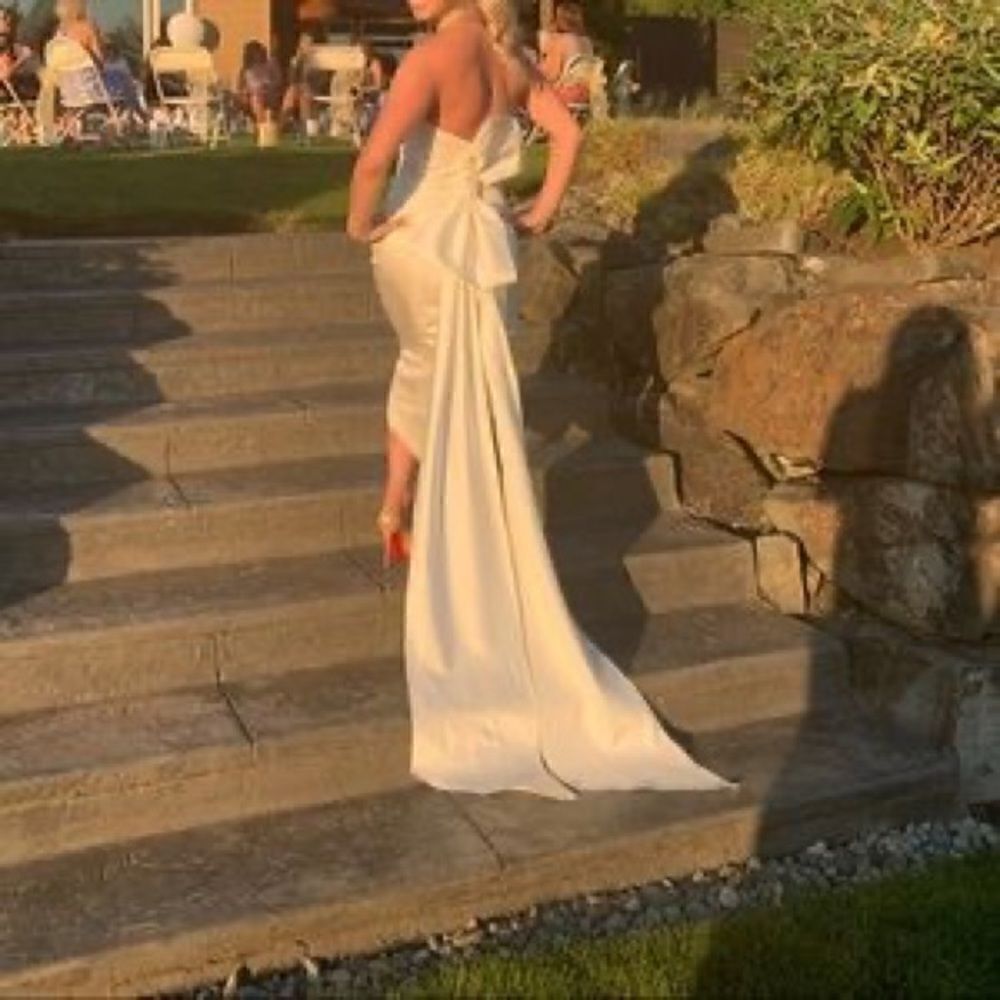 AMSALE Willow Bow dress 